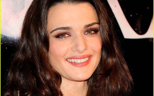 “Bông hồng nước Anh” Rachel Weisz: Chân thực như "The Bourne Legacy"